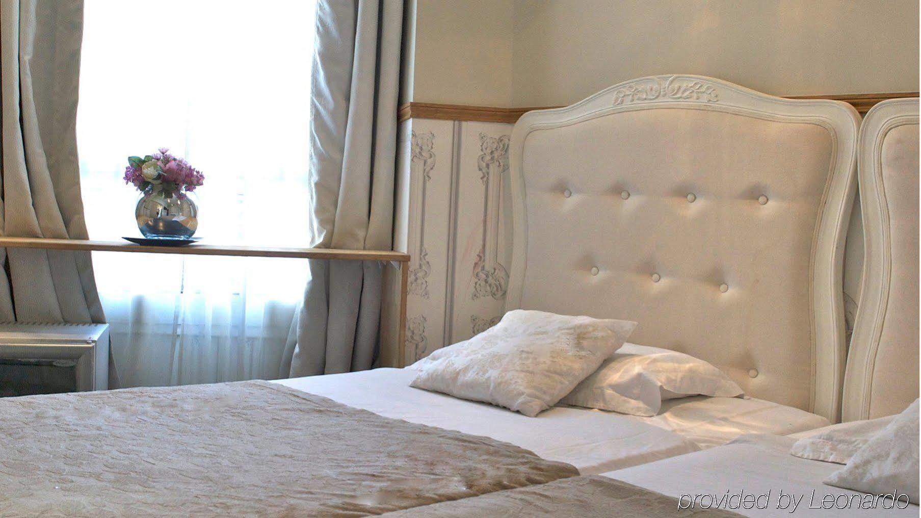 פריז Hotel Petit Saint-Honore מראה חיצוני תמונה