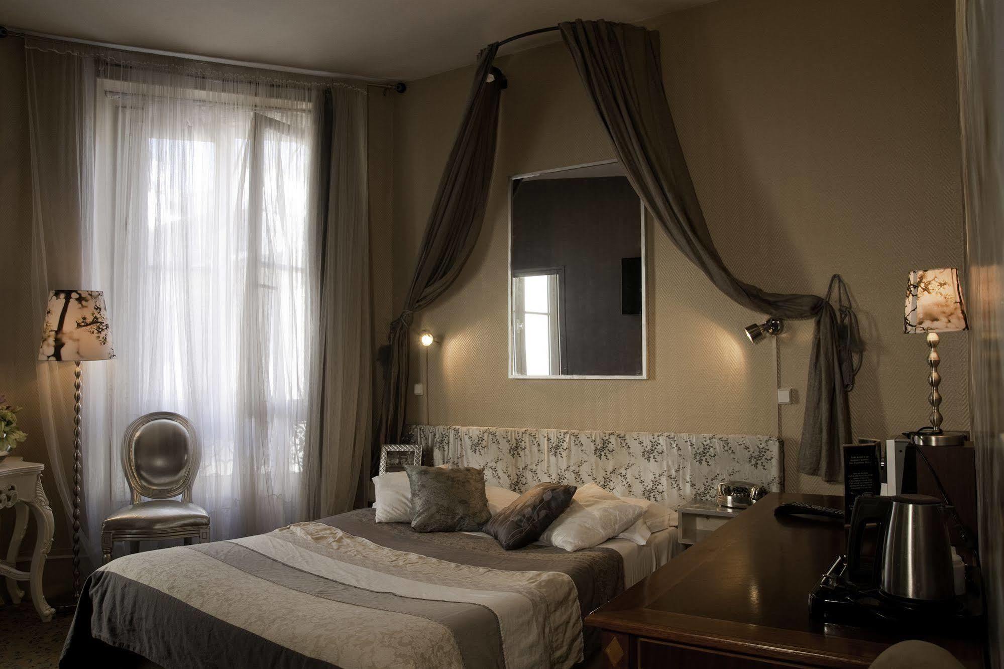 פריז Hotel Petit Saint-Honore מראה חיצוני תמונה